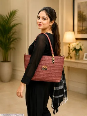 Women's Leather Plain Shoulder Bag - Image 4